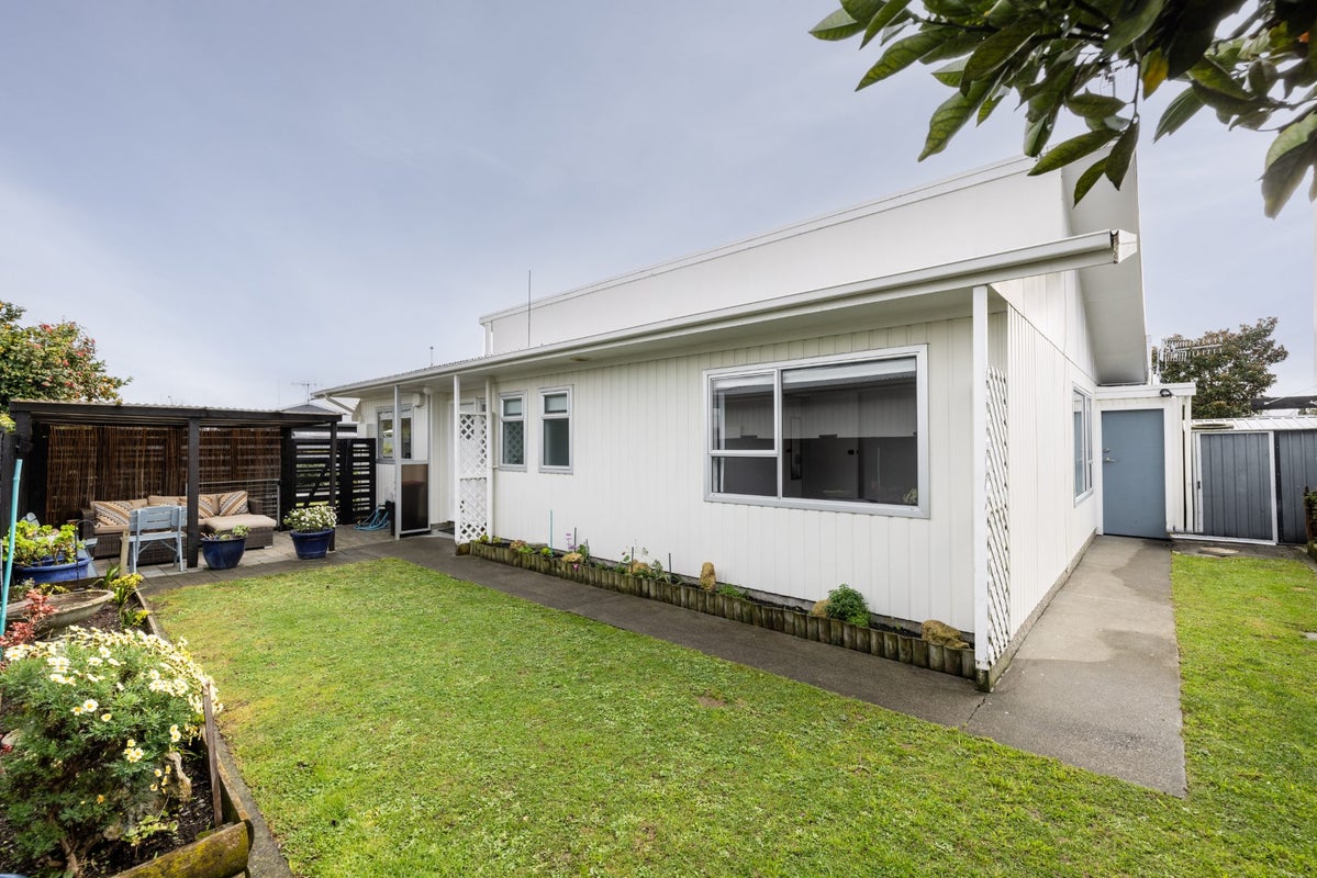 3/20 Foster Terrace, Onekawa, Napier - Carousel 1