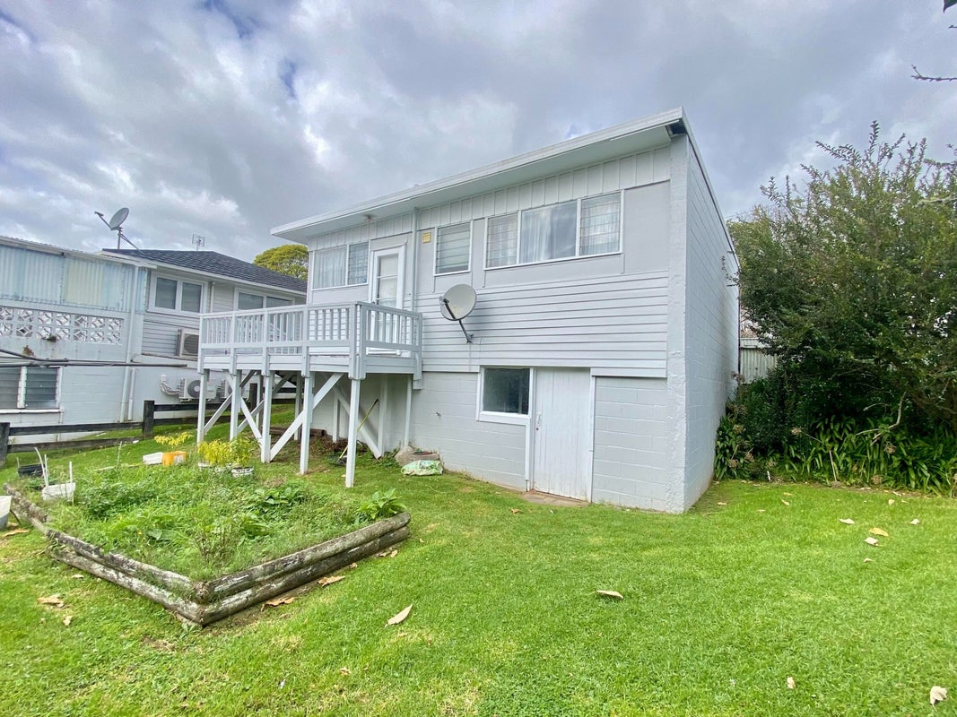 4 Exminster Street, Blockhouse Bay, Auckland - Carousel 10