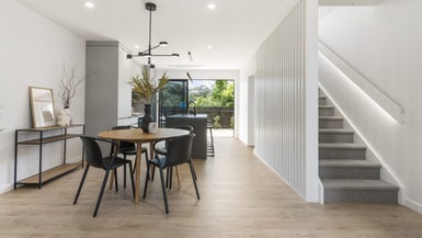 8/51 Taipari Road, Te Atatu Peninsula, Auckland - Carousel 1