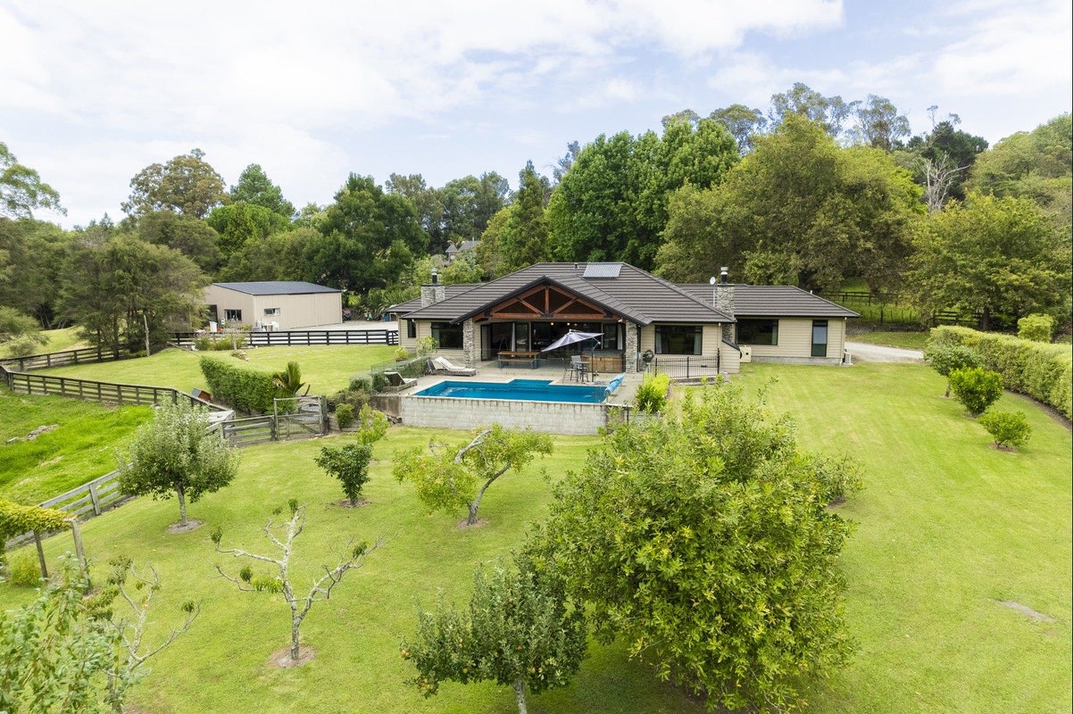 191 Valley Road, Mangapapa, Gisborne - Carousel 2