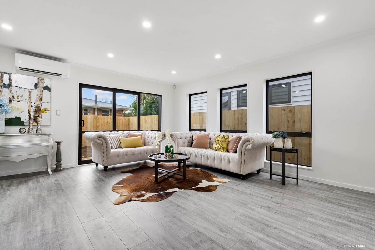 16A Kelvin Road, Papakura, Papakura - Carousel 2