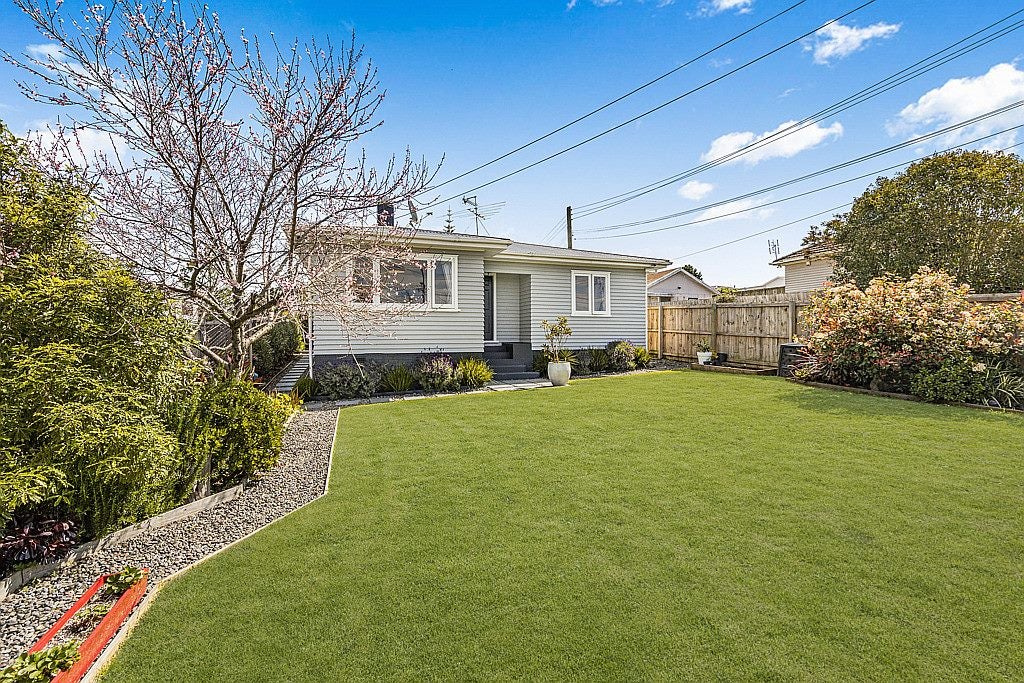 1/8 Christmas Road, Manurewa, Auckland - Carousel 2
