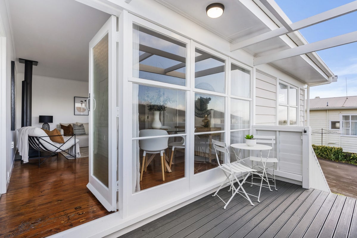 3/7 Lydia Avenue, Northcote, Auckland - Carousel 2