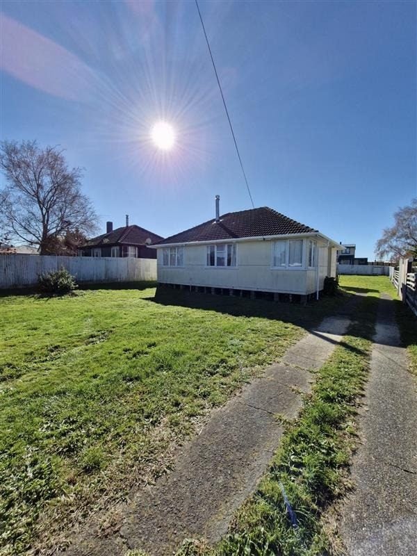 15 Meadowbank Crescent, Fordlands, Rotorua - Carousel 2