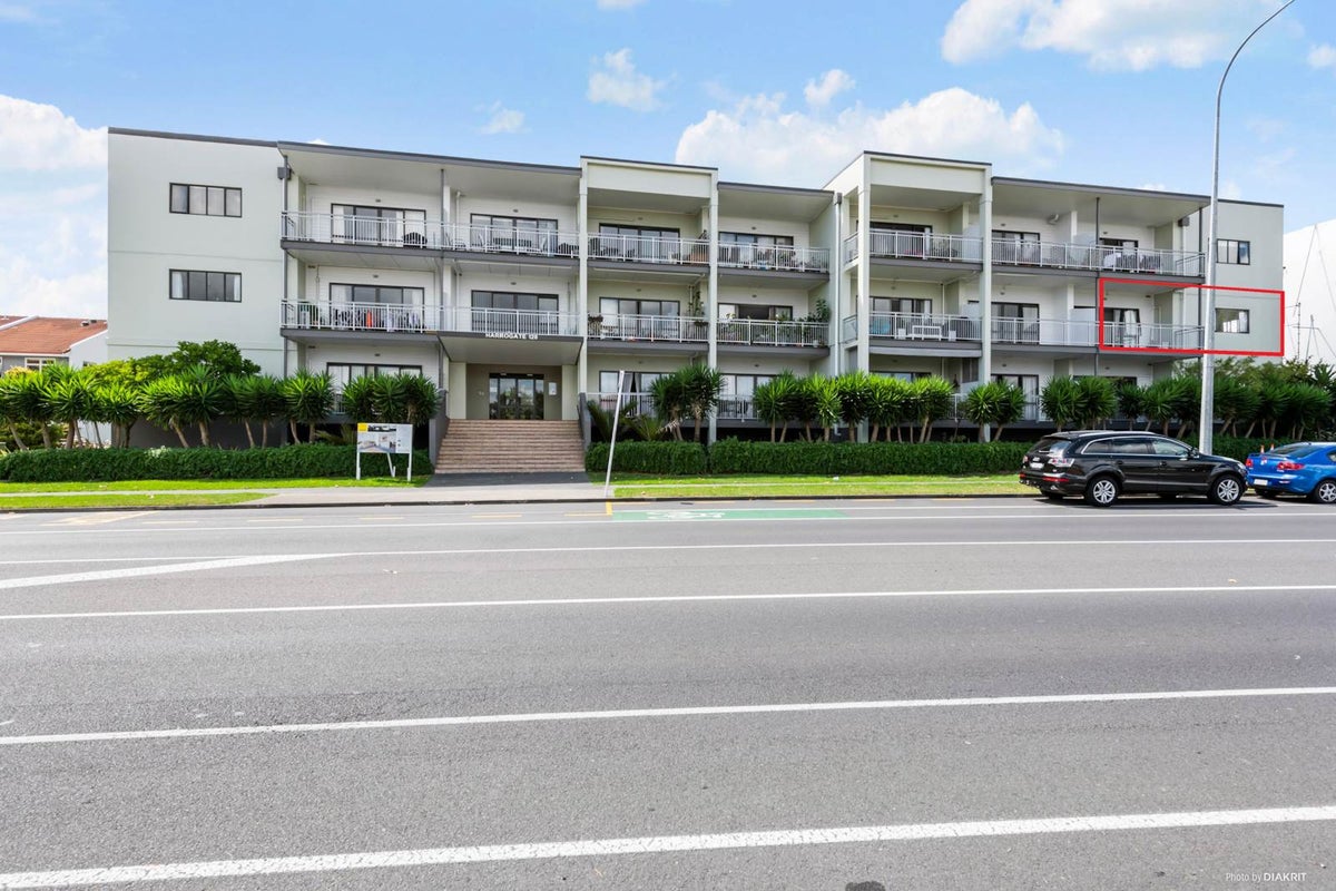 29/128 STANCOMBE RD, Flat Bush , Auckland - Carousel 1