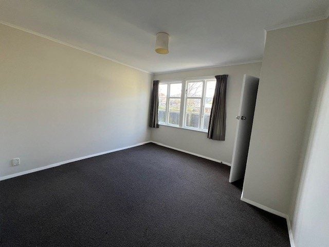 6 Keys Street, Naenae, Lower Hutt - Carousel 2