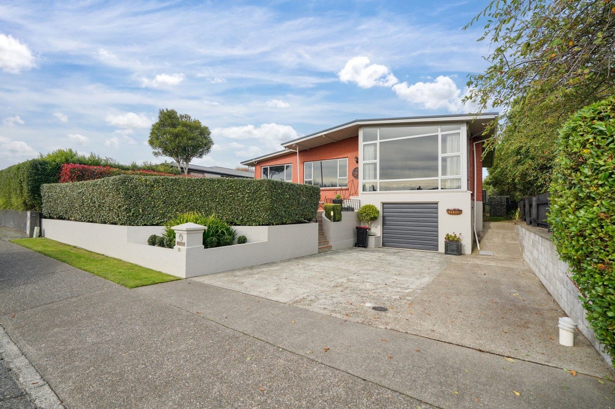 19 Helmsdale Street, Waverley, Invercargill - Carousel 1