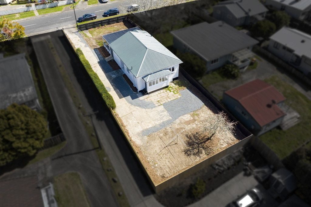 20 Woodglen Road, Glen Eden, Auckland - Carousel 2