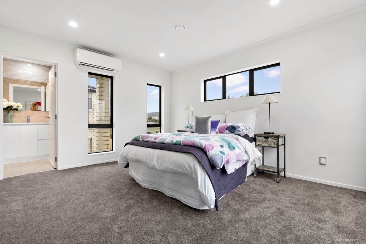 16A Kelvin Road, Papakura, Papakura - Carousel 1