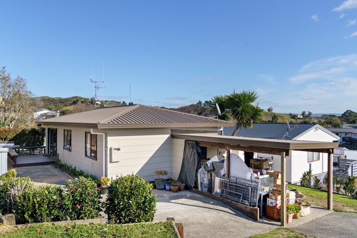 55C Meander Drive, Welcome Bay, Tauranga - Carousel 2