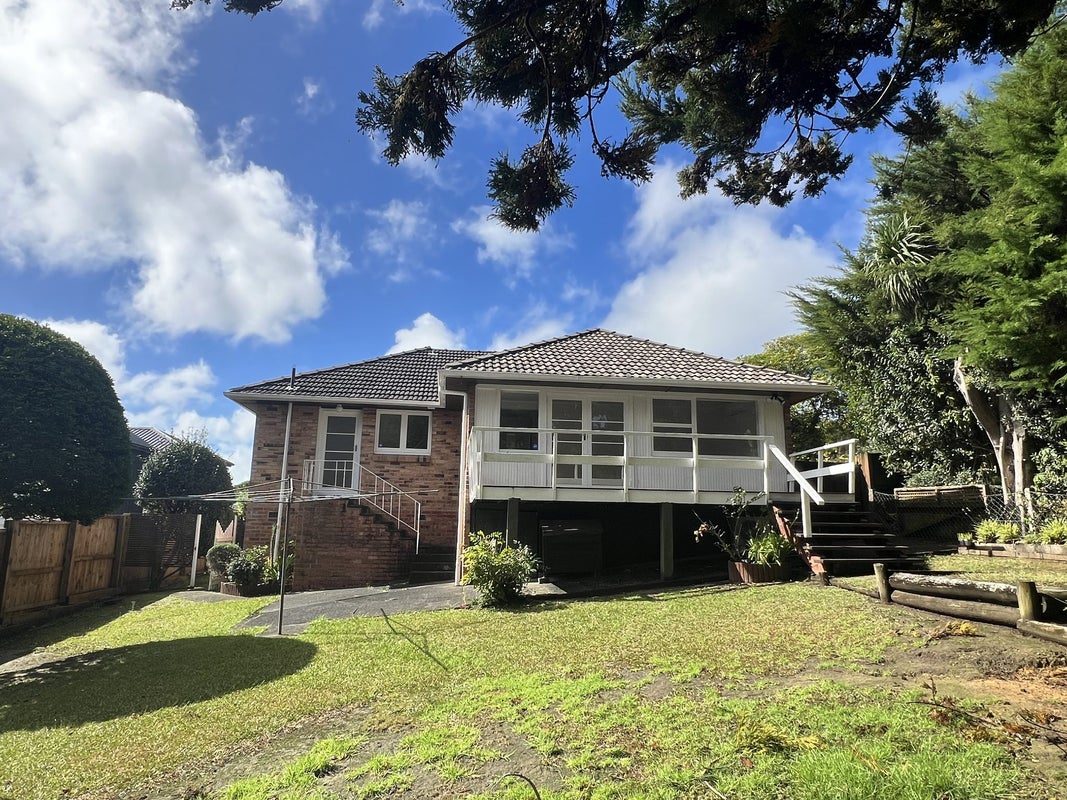 4 Blenheim Street, Glenfield, Auckland - Carousel 2