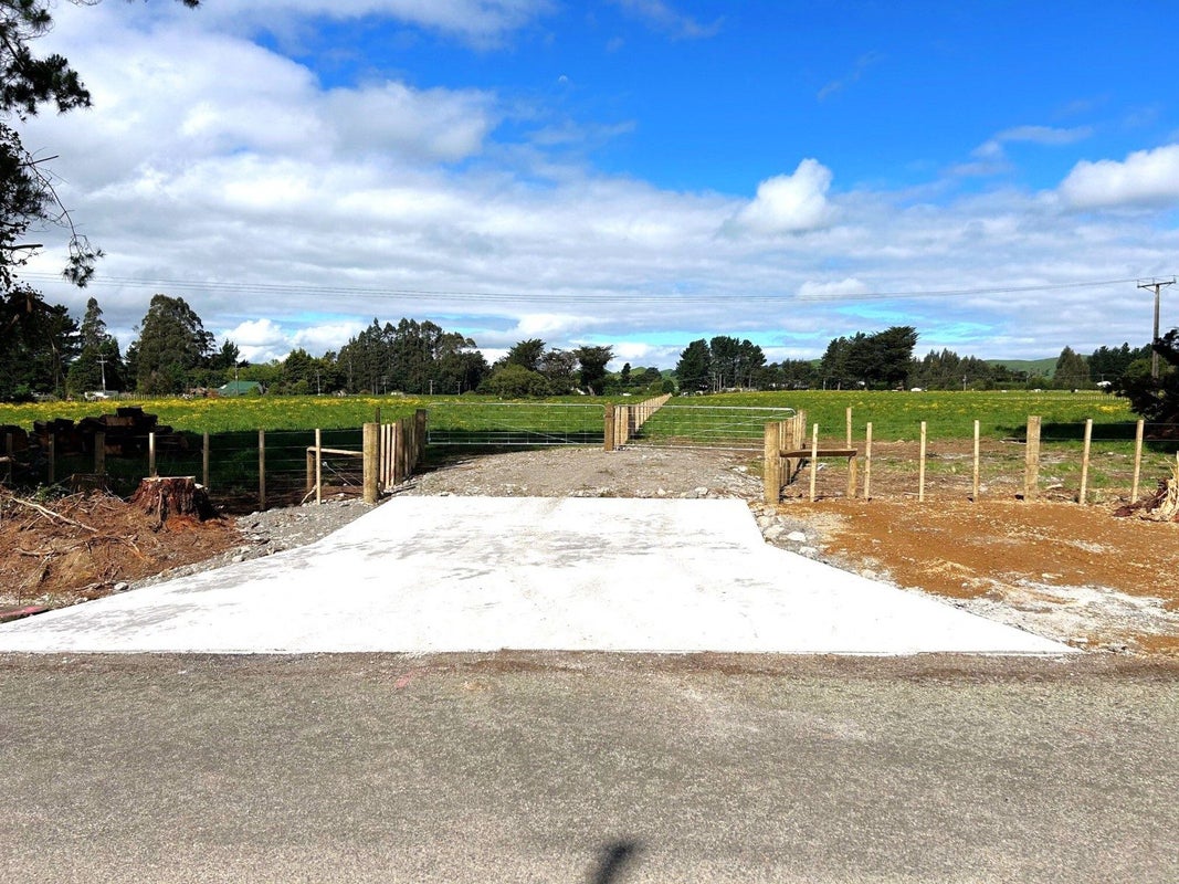 33 Marchant Street, Eketahuna - Carousel 2