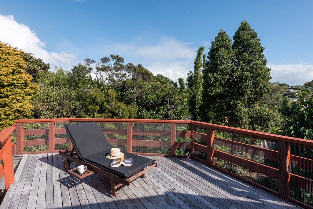 54 Cheriton Road, Mellons Bay, Auckland - Carousel 2