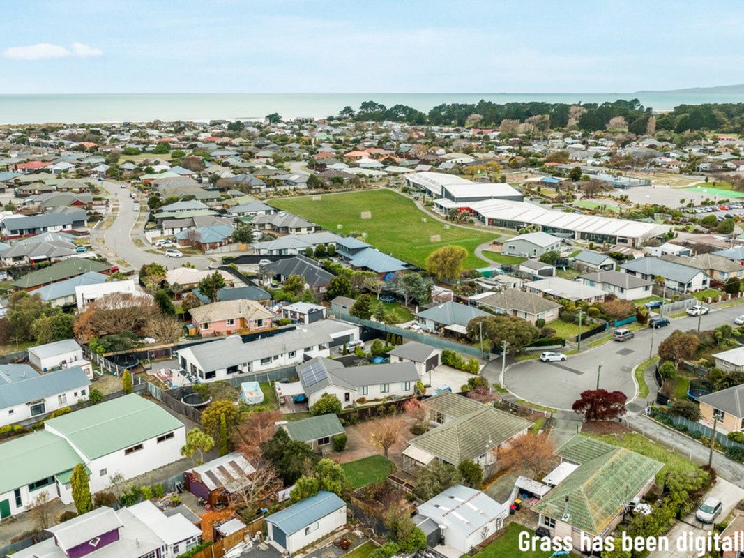41 Leverett Place, North New Brighton, Christchurch - Carousel 21