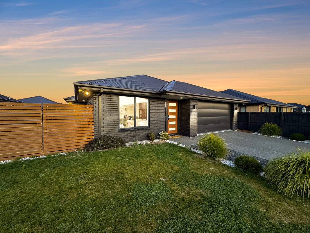 10 Ensete Road, Wigram, Christchurch - Carousel 2