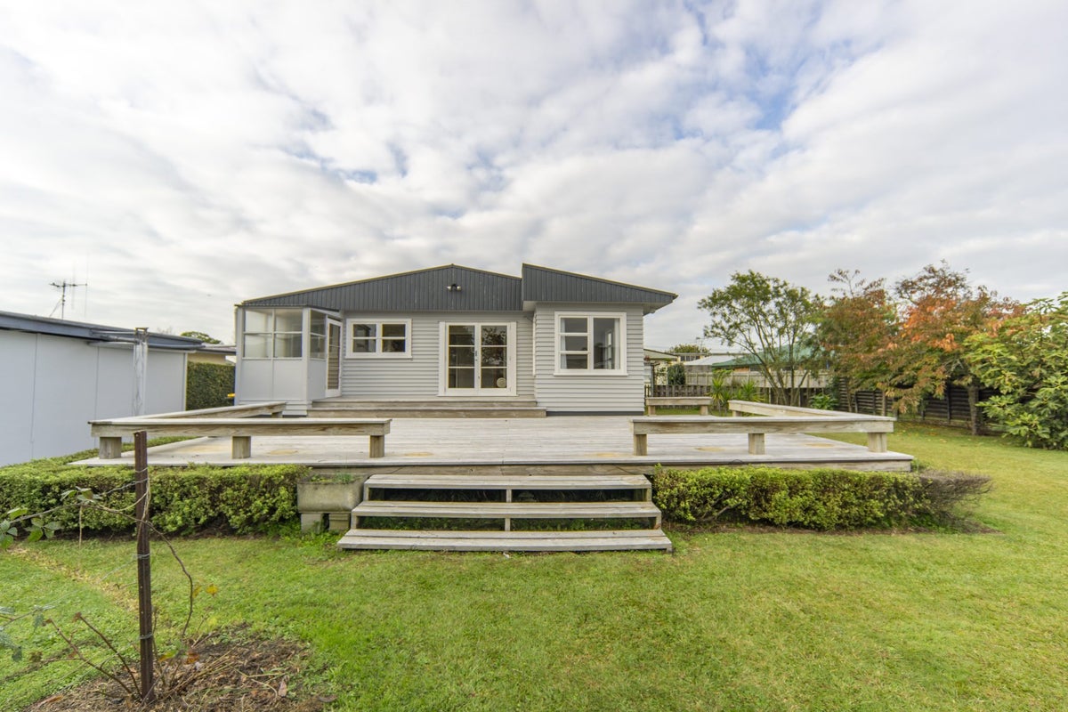 7B Normandy Avenue, Melville, Hamilton - Carousel 1
