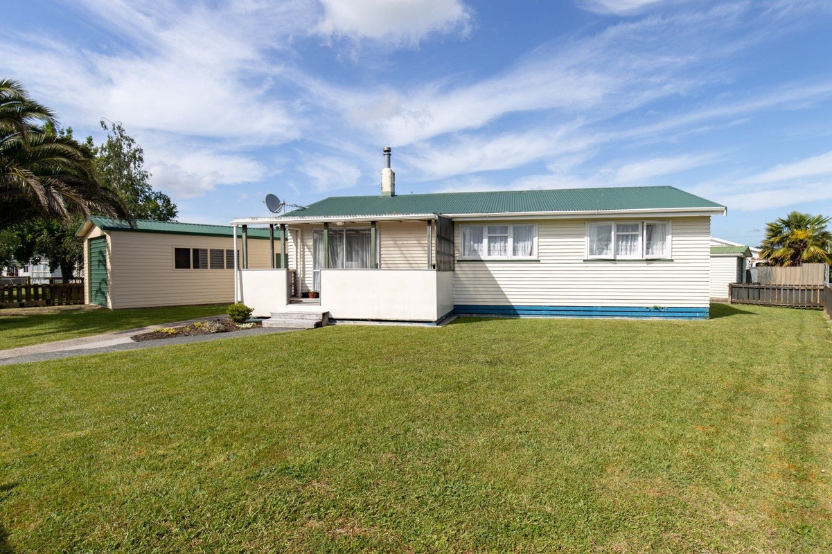10 Rakino Drive, Kerepehi, Paeroa - Carousel 1