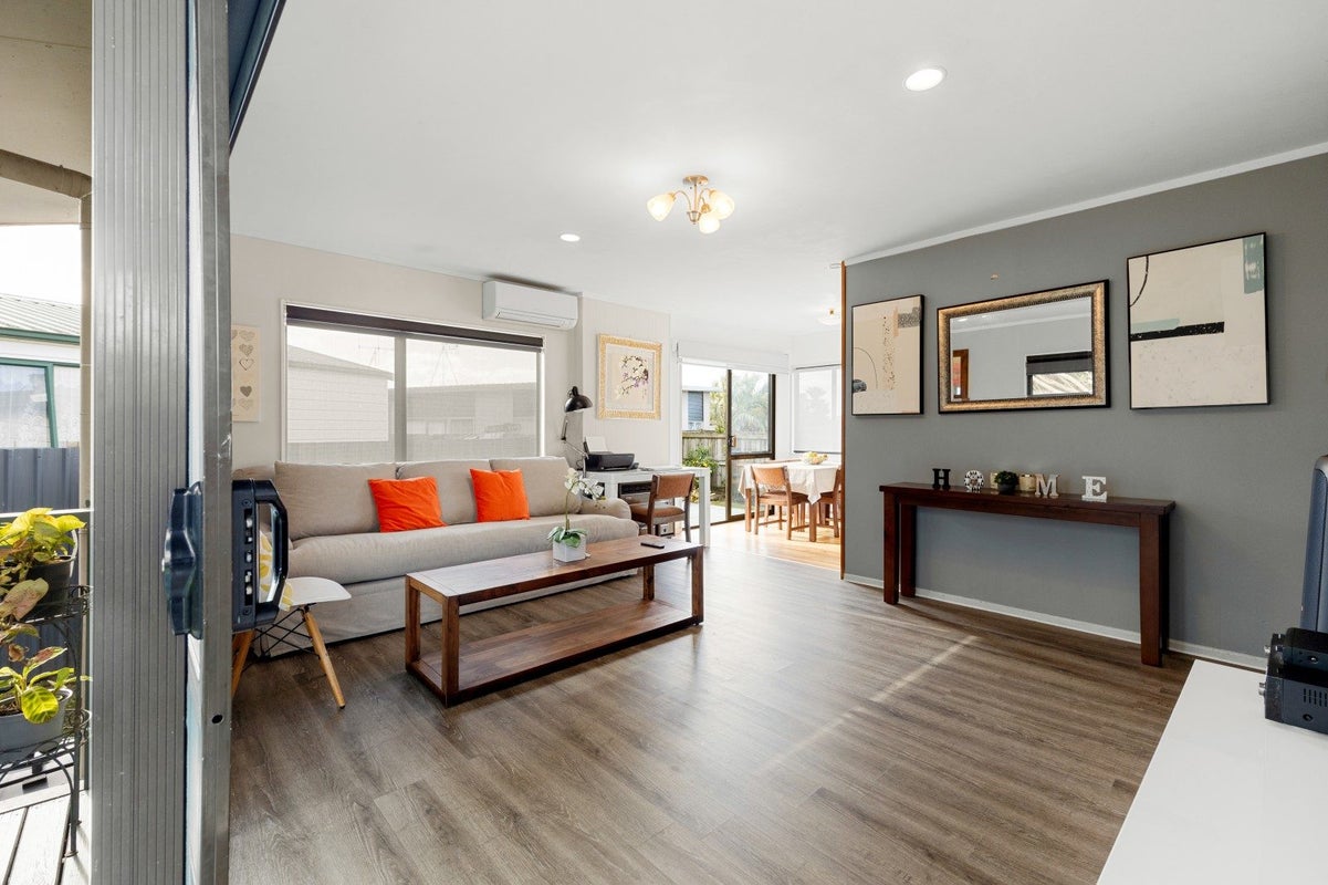 3B Lyon Street, Frankton, Hamilton - Carousel 2