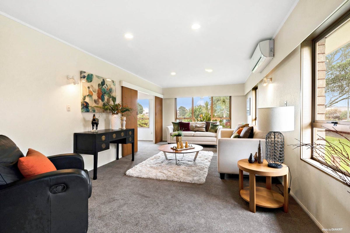 1/29 Wentworth Avenue, Papatoetoe, Auckland - Carousel 2
