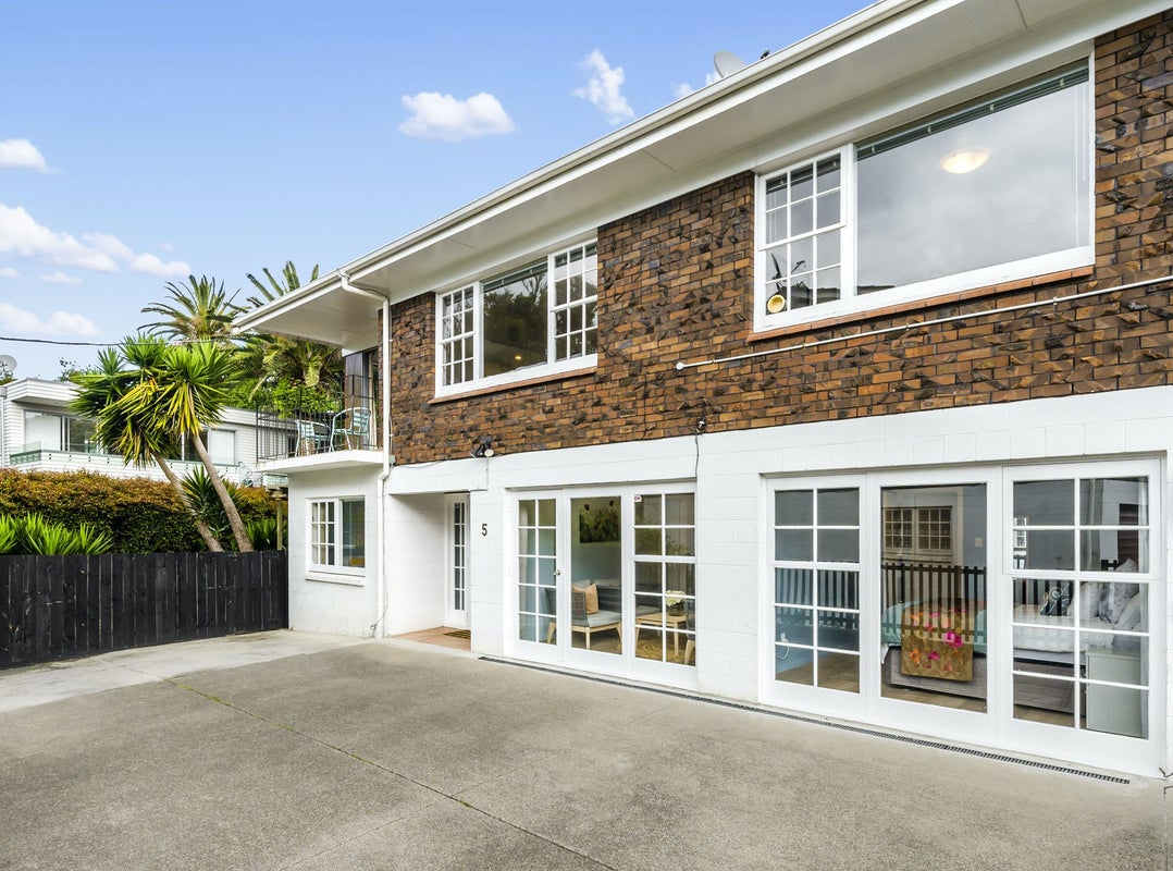 5/43 Nihill Crescent, Mission Bay, Auckland - Carousel 1