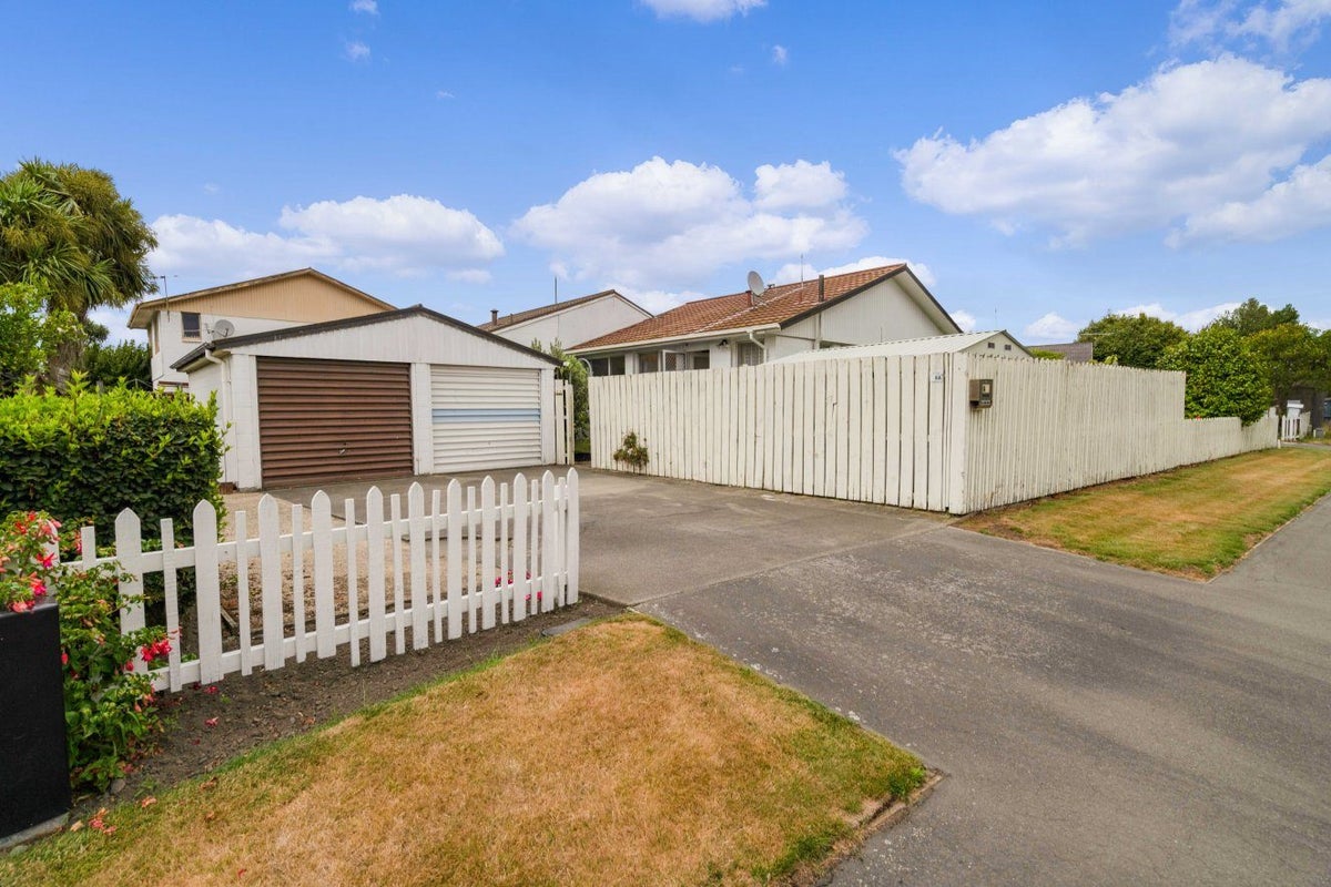 1/9 Woodcote Avenue, Hornby, Christchurch - Carousel 2