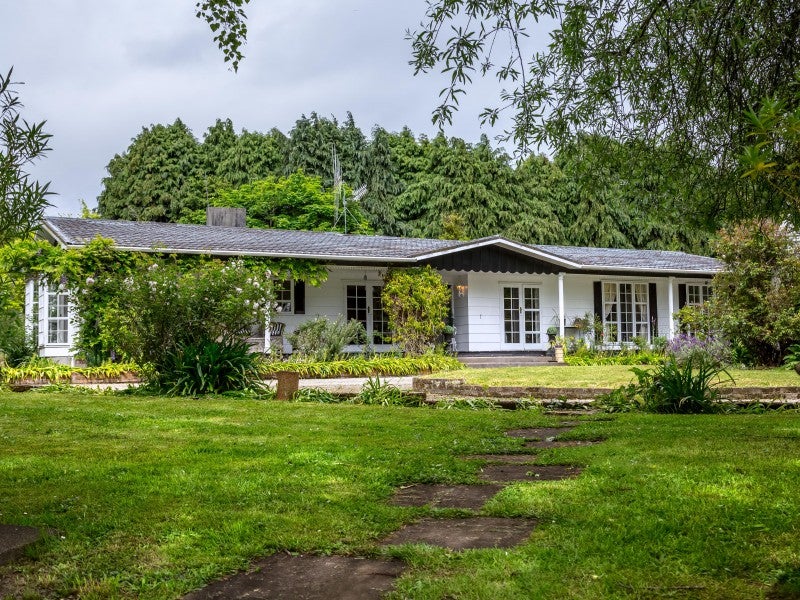 60 Pahiatua Mangahao Road, Mangamutu, Pahiatua - Carousel 1