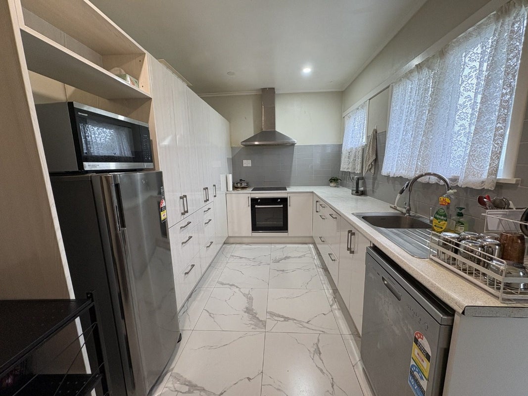 3/200 SOUTHAMPTON STREET WEST, AKINA, HASTINGS - Carousel 1