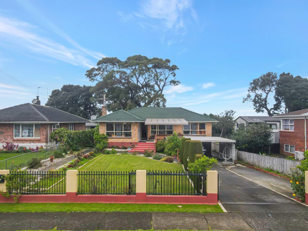 31 Myers Road, Manurewa East, Auckland - Carousel 1
