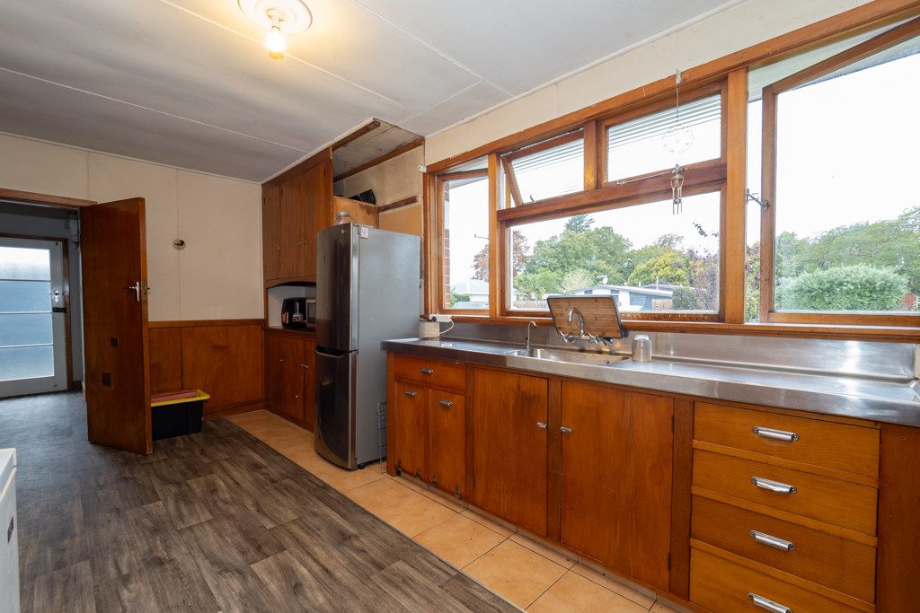 7 Smitheram Street, Allenton, Ashburton - Carousel 2