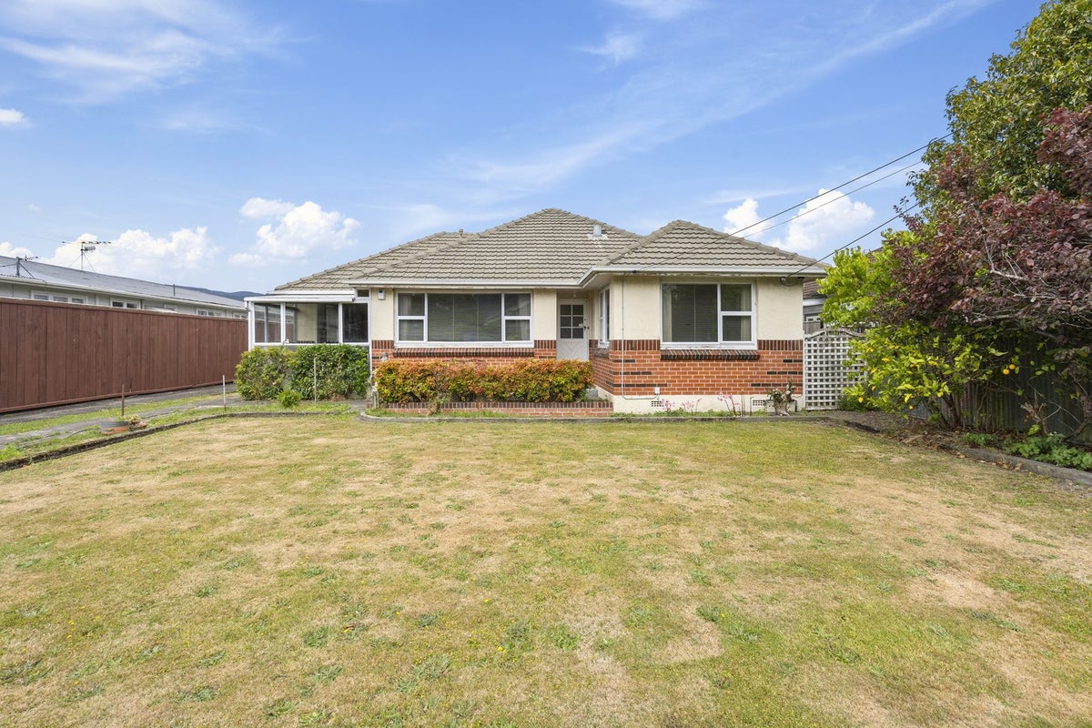 650 Fergusson Drive, Trentham, Upper Hutt - Carousel 1