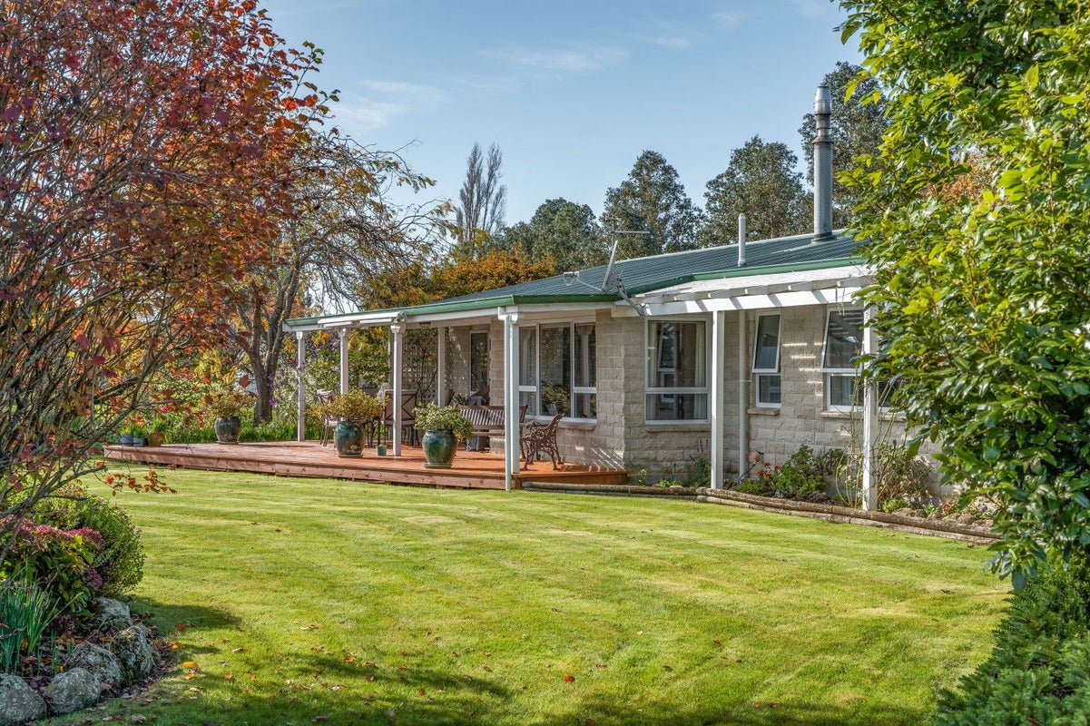 202 West Bush Road, Upper Plain, Masterton - Carousel 1
