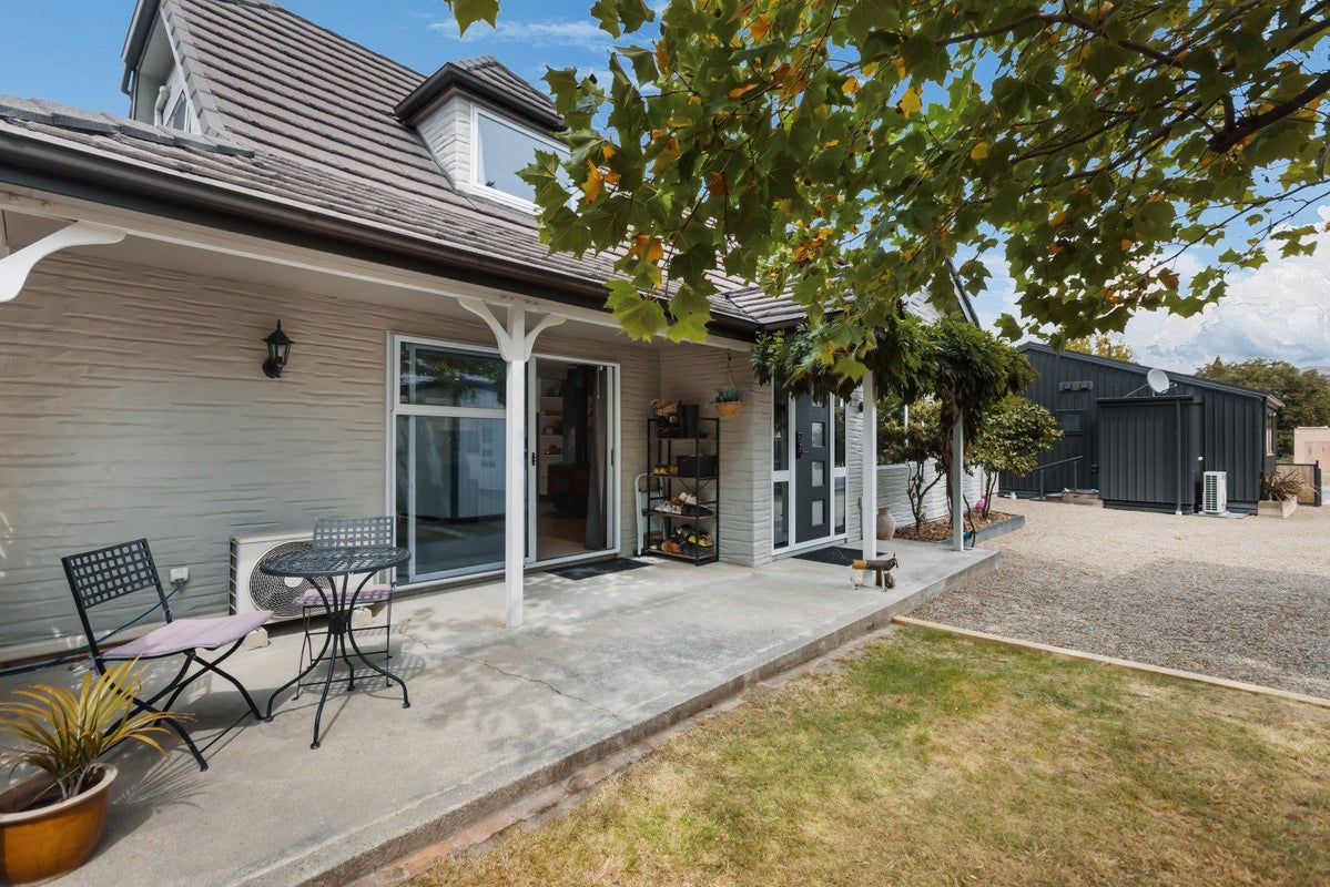 84 Sunderland Street, Clyde, Clyde - Carousel 2