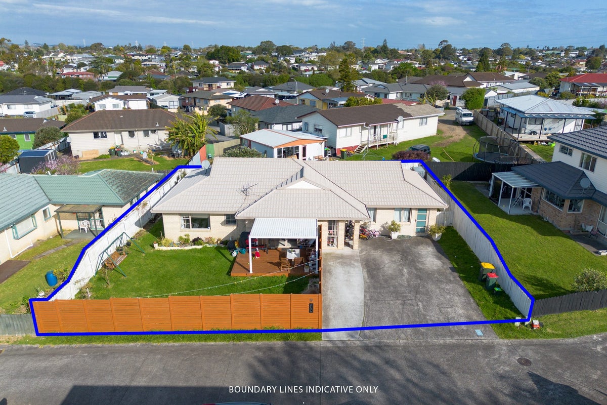 8 Aspenwood Place, Favona, Auckland - Carousel 1