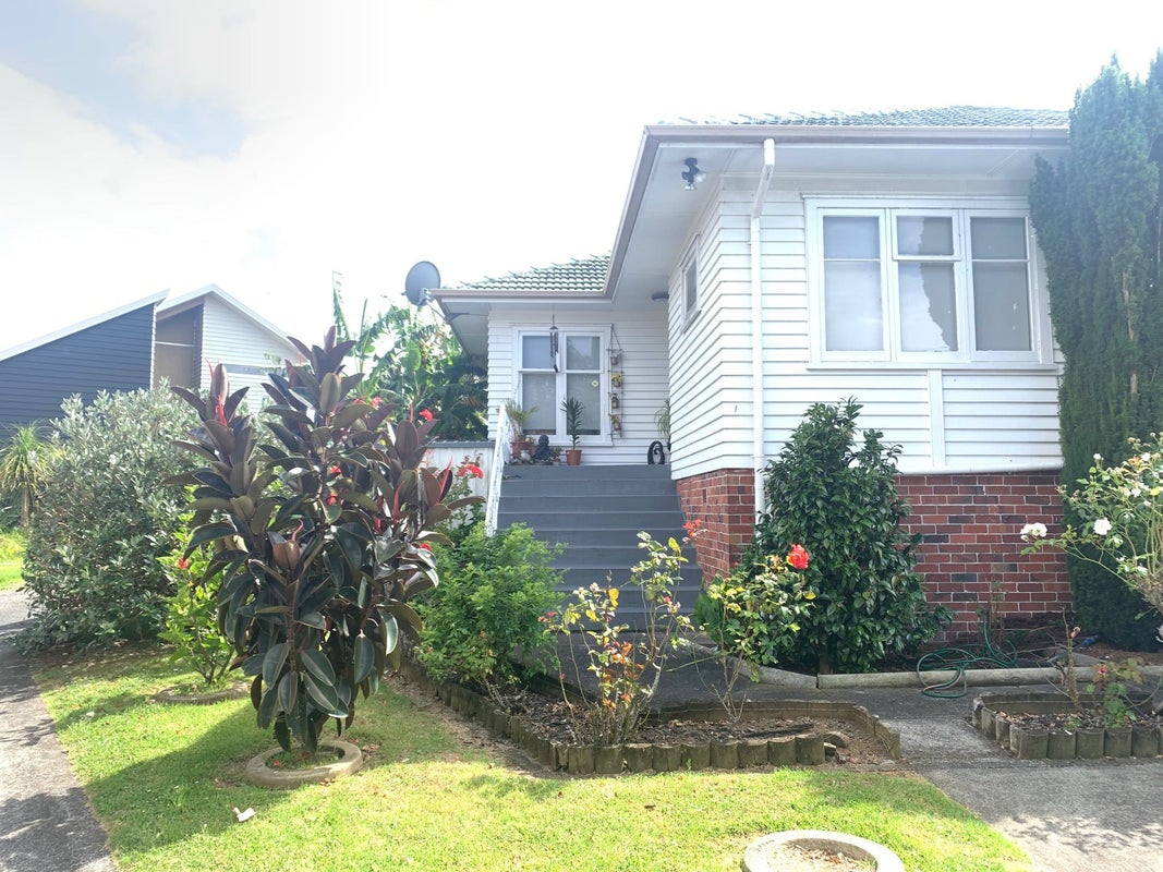 24 Clinker Street, Three Kings, Auckland - Carousel 17