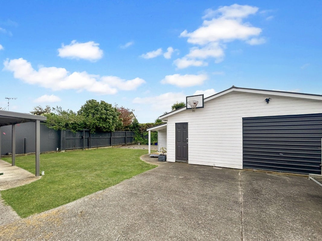6 Chadwick Place, Highbury, Palmerston North - Carousel 13