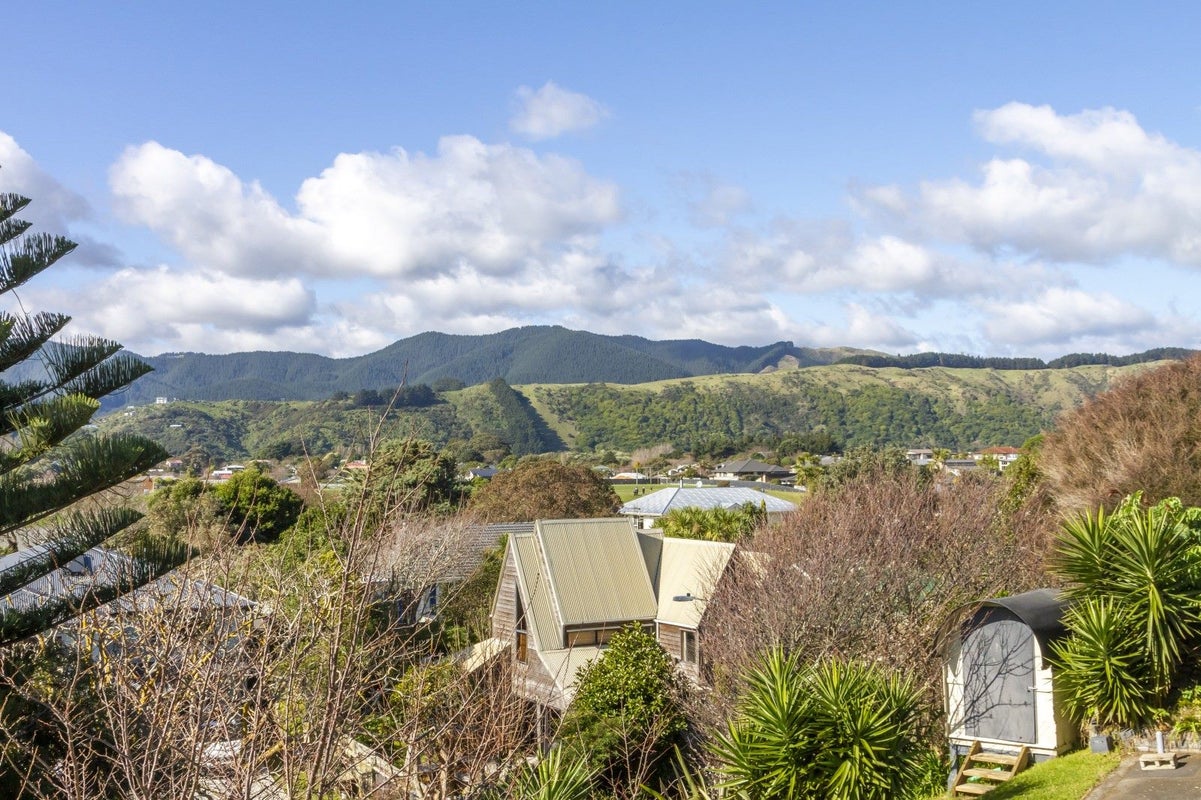 18 Allen Road, Raumati Beach, Paraparaumu - Carousel 29