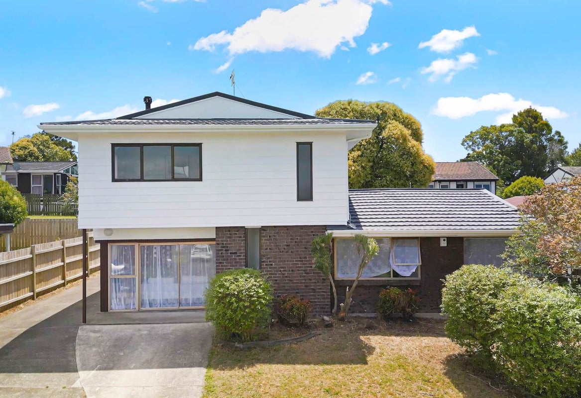 3 Cheam Place, Pakuranga Heights, Auckland - Carousel 1