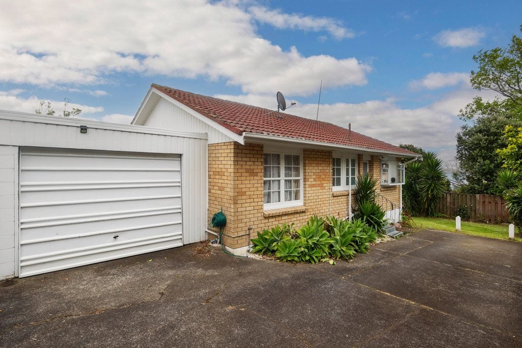 3/10 La Veta Avenue, Mount Albert, Auckland - Carousel 1