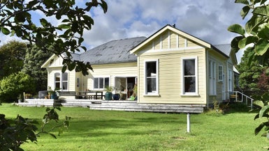 83 Hautere Cross Road, Te Horo, Otaki - Carousel 1
