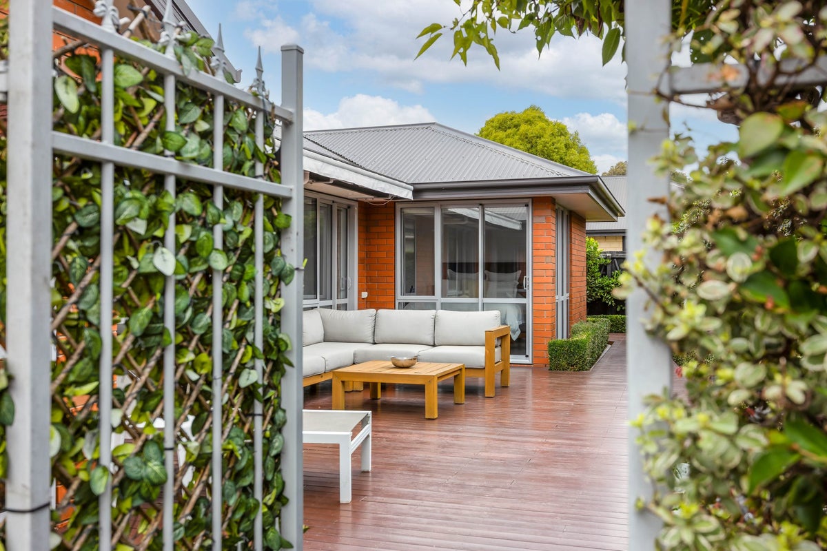 6A Bard Street, Somerfield, Christchurch - Carousel 1