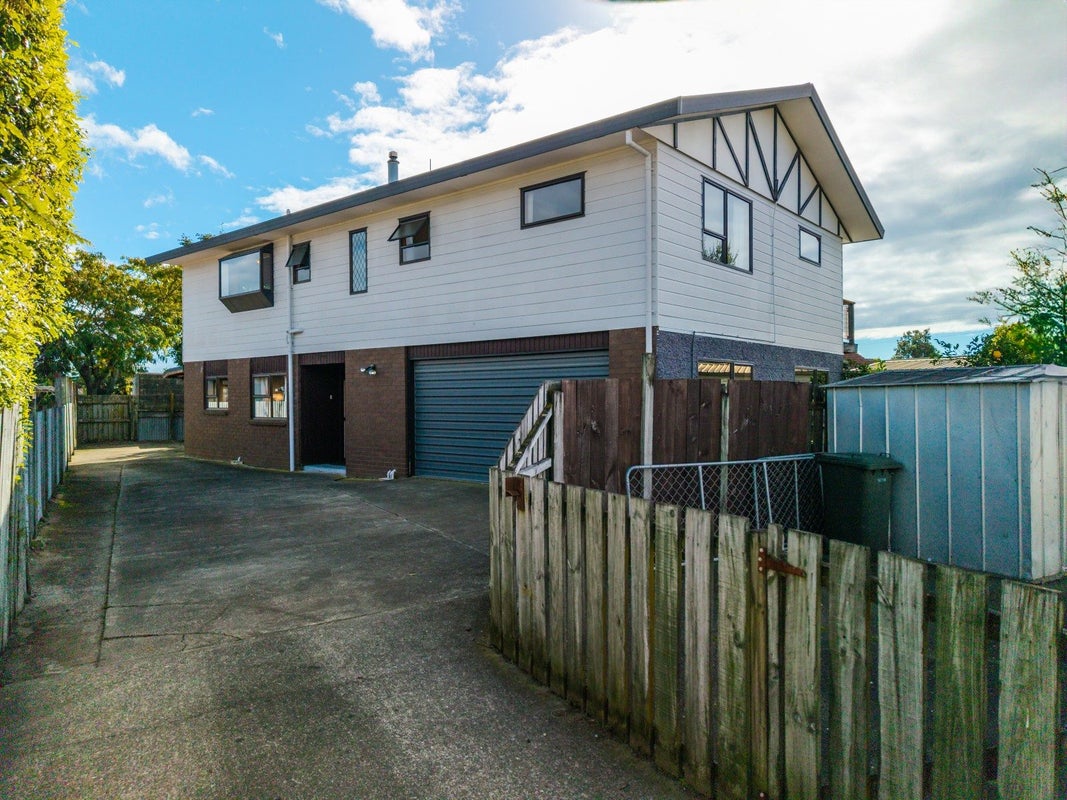 2/4 Bolt Road, Annesbrook, Nelson - Carousel 1
