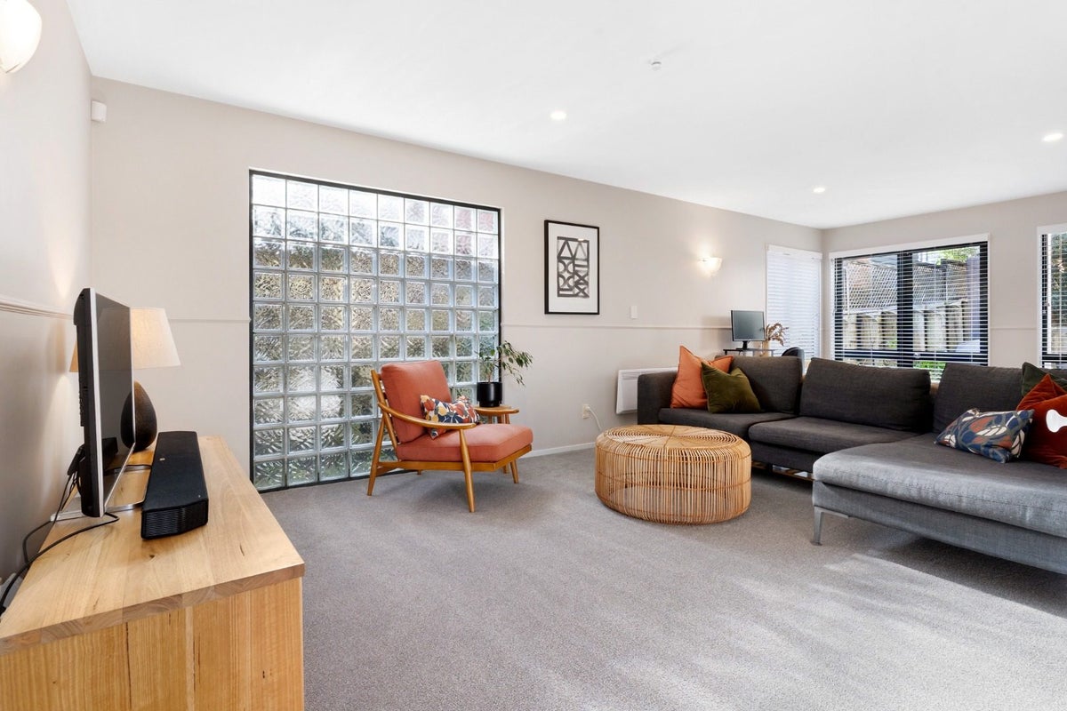 2/22 Rarangi Road, St Heliers, Auckland - Carousel 2