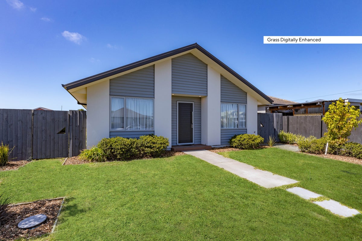 19 Ottawa Road, Wainoni, Christchurch - Carousel 1