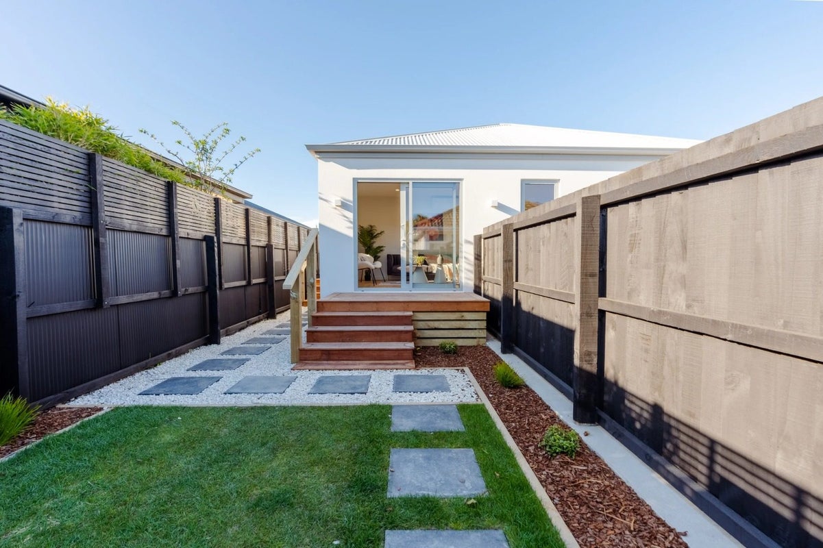 75A Barton Street, Woolston, Christchurch - Carousel 9