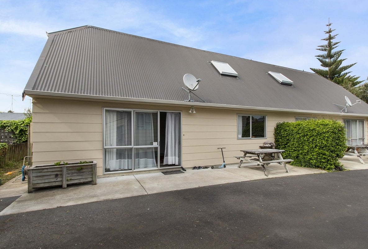 222D Old Farm Road, Hamilton East, Hamilton - Carousel 15