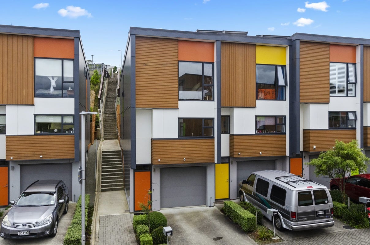 25/22 Booth Street, Miramar, Wellington - Carousel 1