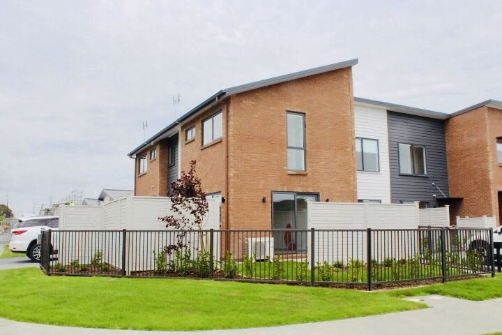 37 Nganui Avenue, Takanini, Auckland - Carousel 2