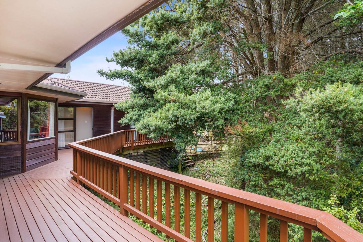 33 Goodwood Drive, Goodwood Heights, Auckland - Carousel 2