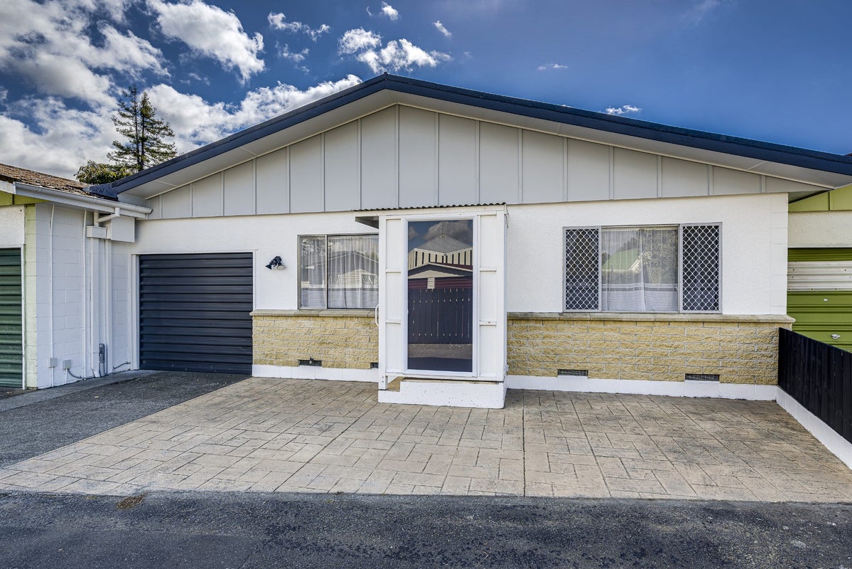 2/166 Gloucester ST, TARADALE, NAPIER - Carousel 11