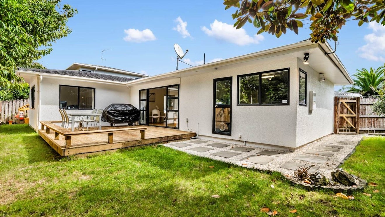 1/53A Abbotts Way, Remuera, Auckland - Carousel 1